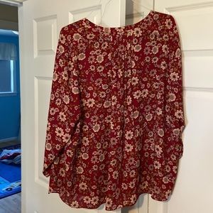 Women’s NYDJ, top. Size 2X.